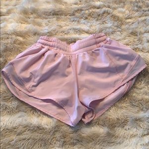 Lulu Hotty Hot short 2.5” size 2